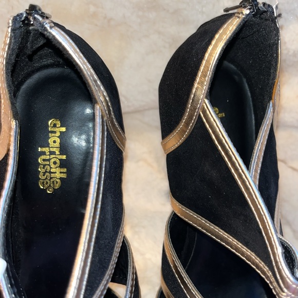 CHARLOTTE RUSSE black and gold heels Size 9! NEW IN BOX! - Picture 5 of 7